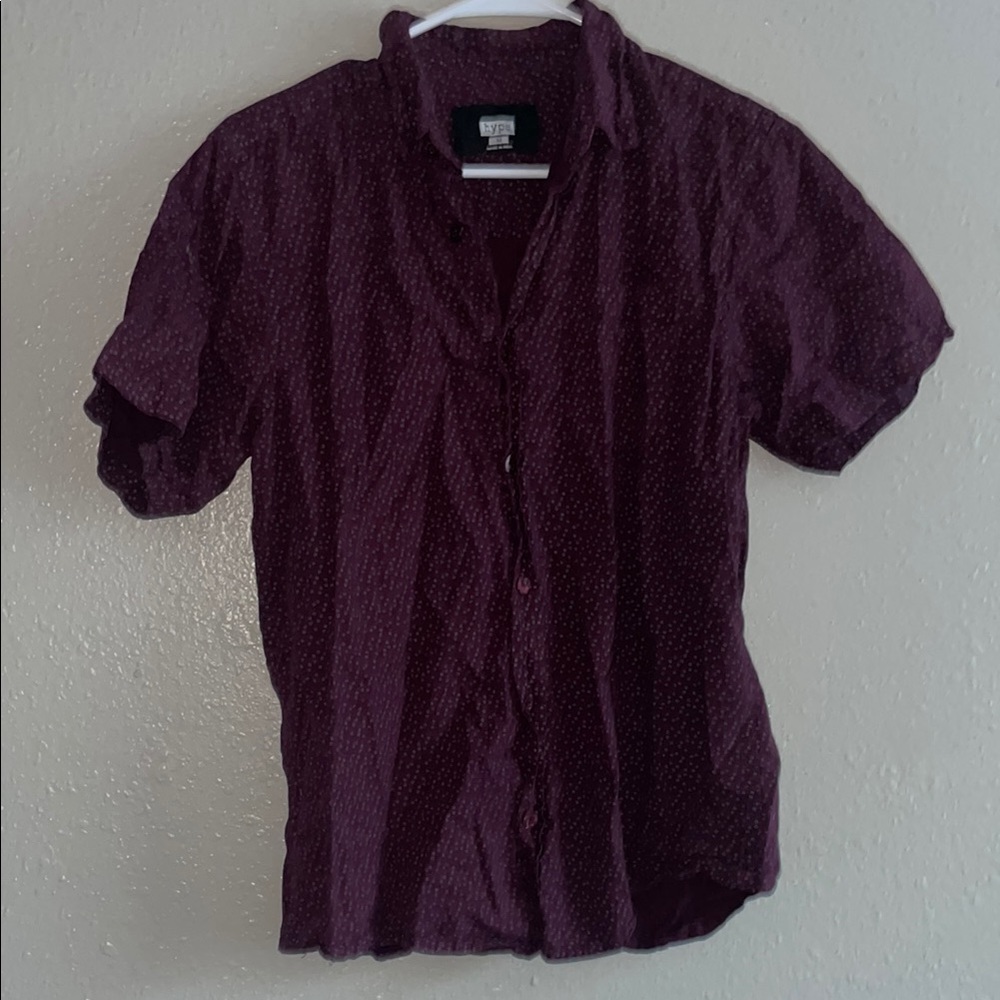 Men's Maroon Short Sleeve Button-Up Shirt